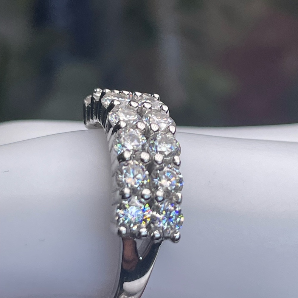 Clearance‼️1.4ct Moissanite  Ring! Moissanite 14k white Gold/silver - Picture 12 of 16